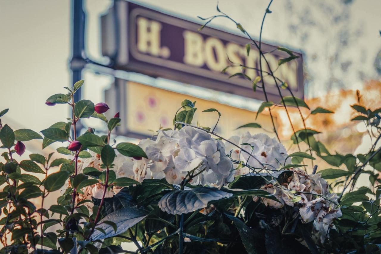 Hotel Boston Cesenatico Kültér fotó